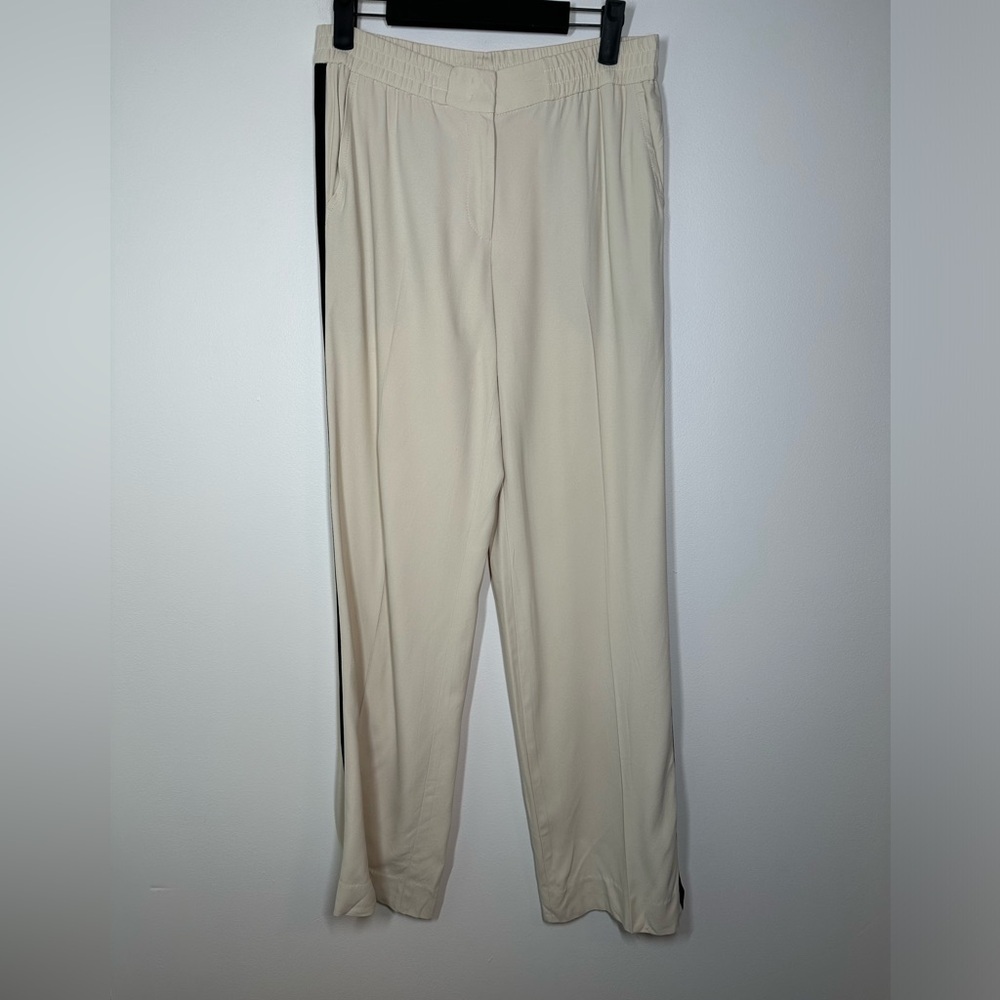 Akris Punto Cream Trouser with Tuxedo Stripe Size 4